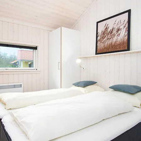 Vital D Mit 4 Schlafzimmern Fuer 10 Personen Holiday home Grossenbrode