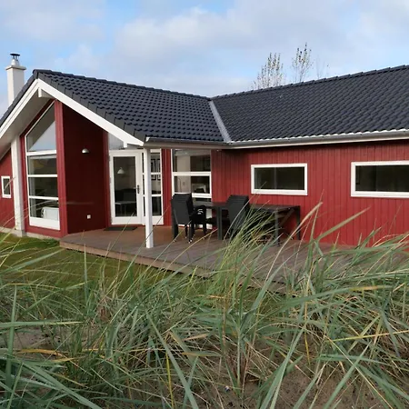 Vital D Mit 4 Schlafzimmern Fuer 10 Personen Holiday home *