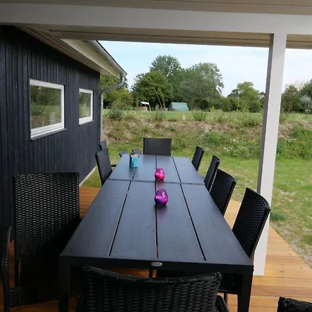 Vital D Mit 4 Schlafzimmern Fuer 10 Personen Holiday home Grossenbrode